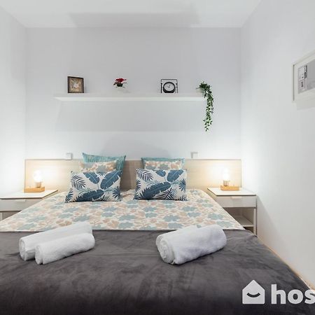 Апартаменты Host Wise - Colorful Fresh Flats - Batalha Порту Экстерьер фото
